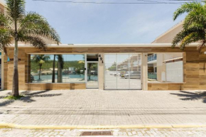 Condomínio a beira do Canal de Cabo Frio - CFR
